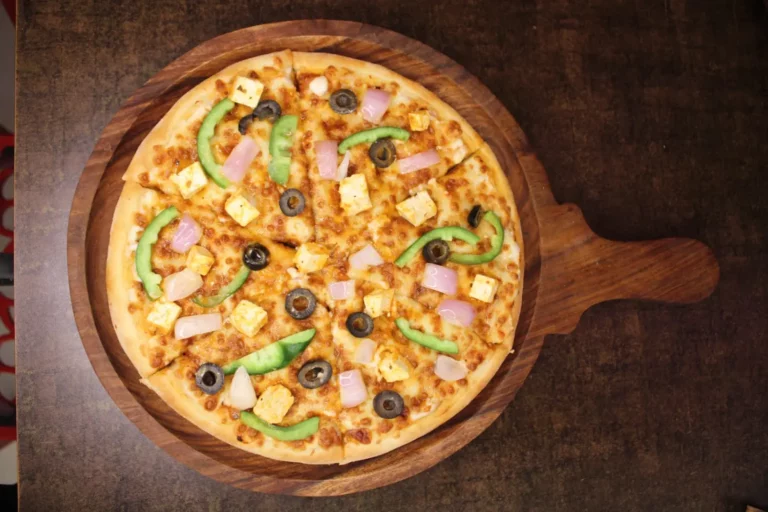 6 Amazing Bogo Pizza Offers In Uae That You Must Know! 6 Amazing Bogo Pizza Offers In Uae That You Must Know!